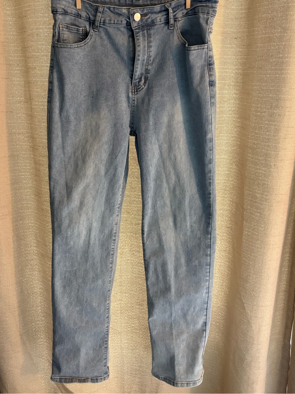 Women’s  Light Blue Denim Jeans-loose fit straight legged